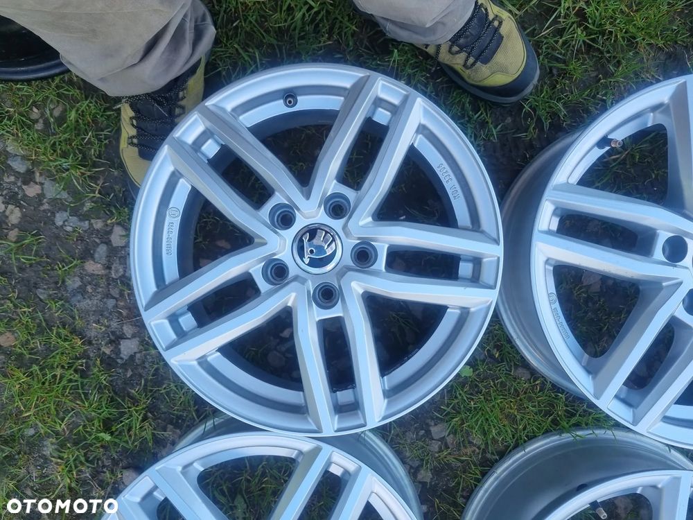 VW GOLF 7,TOURAN,CADY,SEAT LEON,SKODA,AUDI alu 6.5x16 ET46 5X112 bdb stan - 9