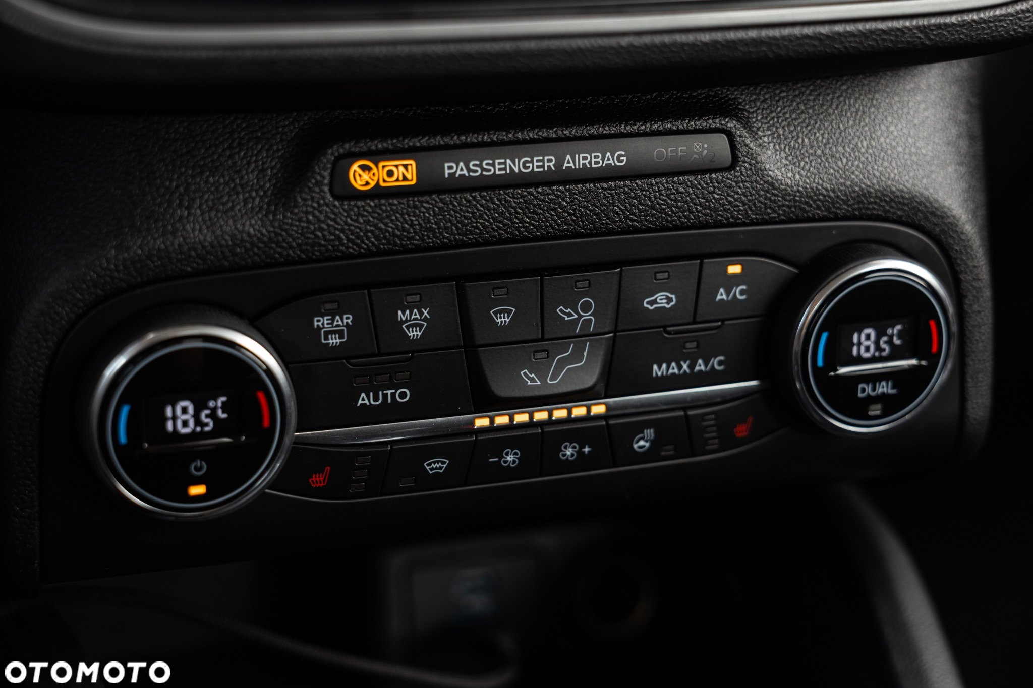 Ford Focus 1.5 EcoBlue SCR Connected - 26