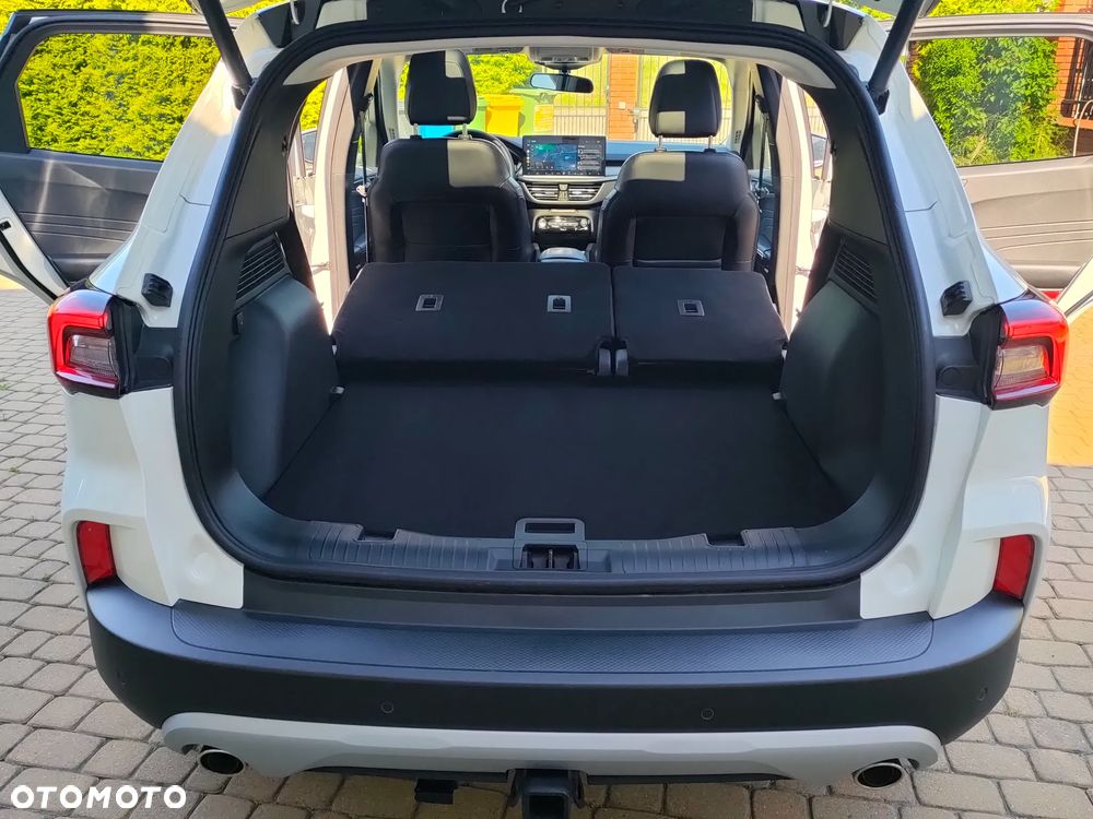 Ford Kuga - 10