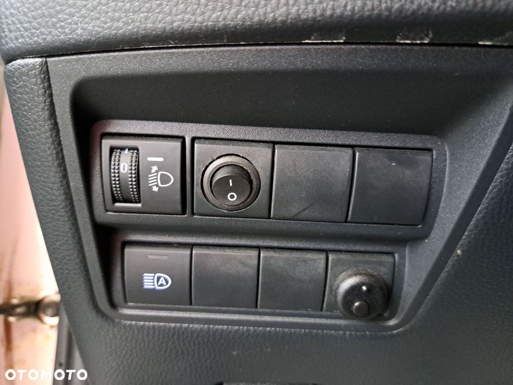 Toyota Yaris Cross Hybrid 1.5 Comfort - 32