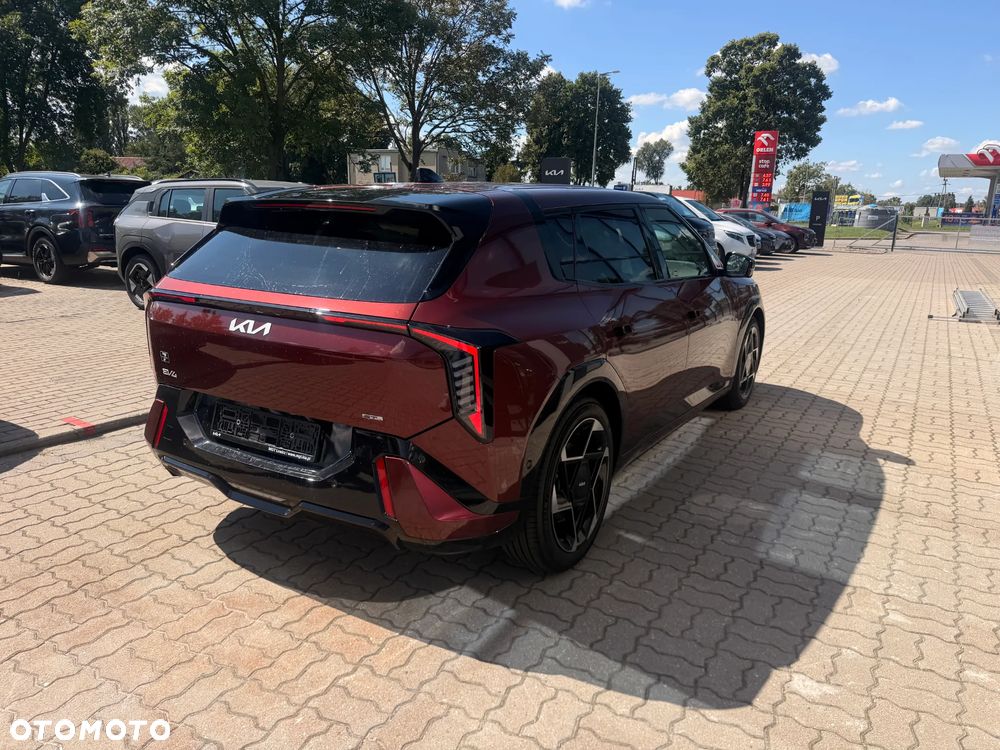 Kia EV4 81.4kWh GT-Line - 3