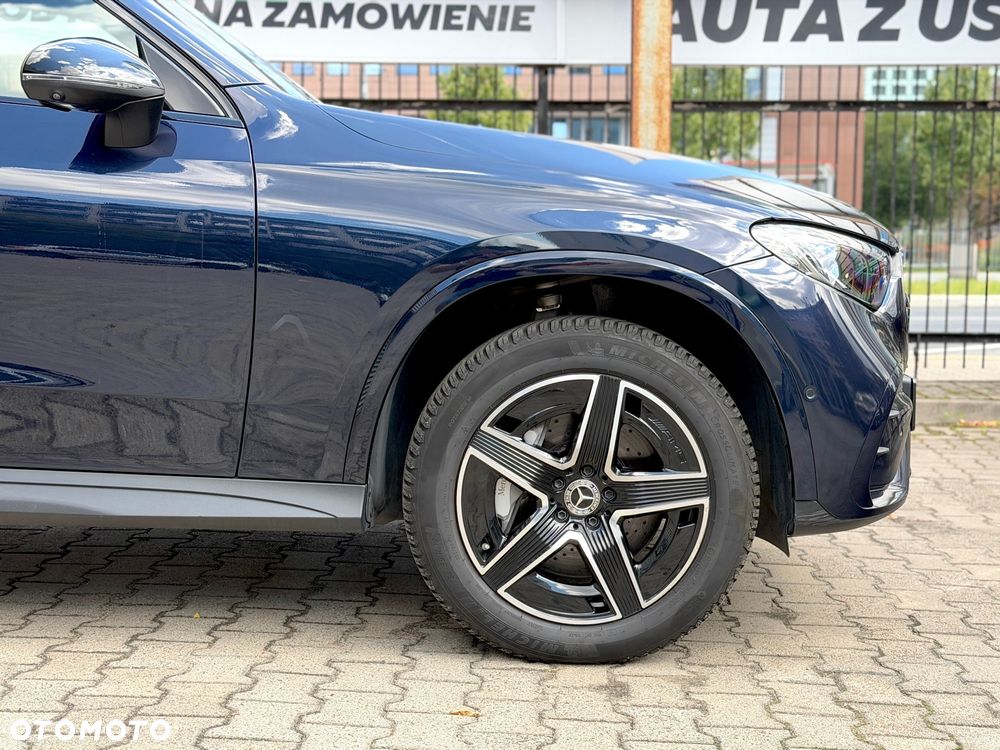 Mercedes-Benz GLC 300 4Matic 9G-TRONIC AMG Line Advanced - 10