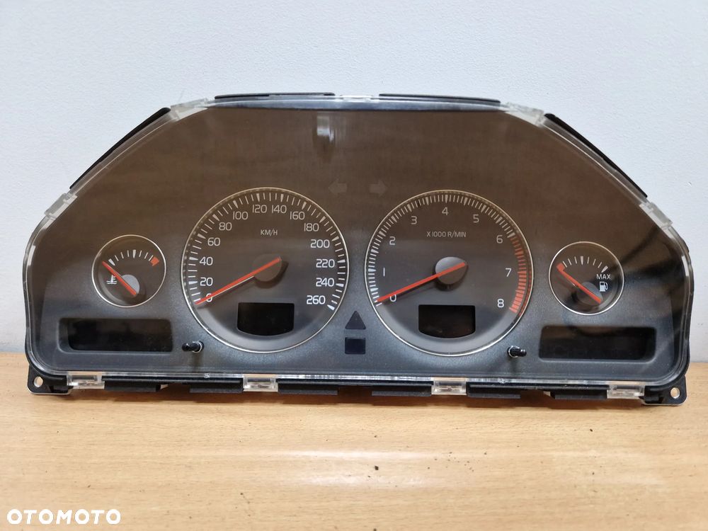 LICZNIK ZEGARY VOLVO V70II S60I XC70I S80I BENZYNA 8673259 - 1