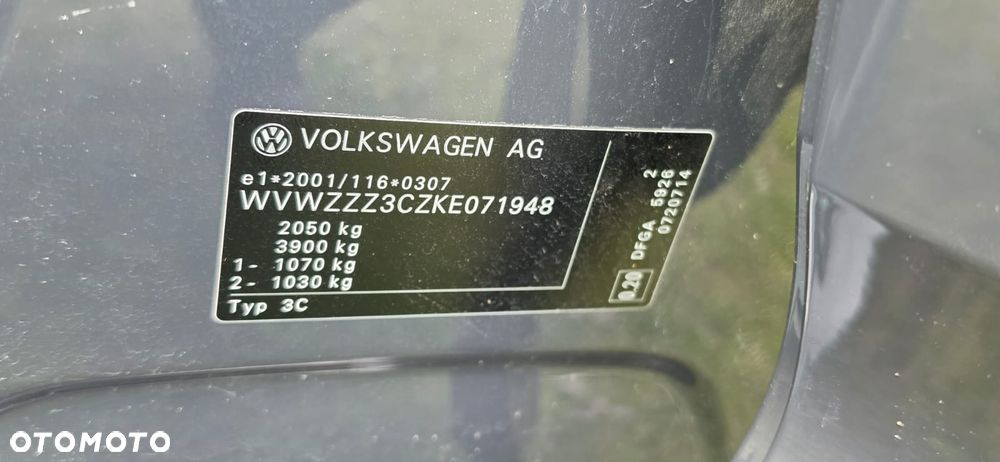 Volkswagen Passat 2.0 TDI SCR Comfortline - 10
