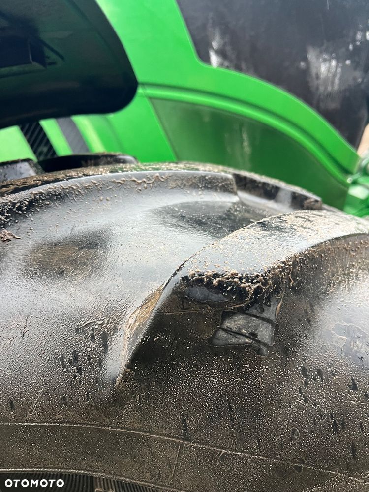 John Deere 6150R - 11