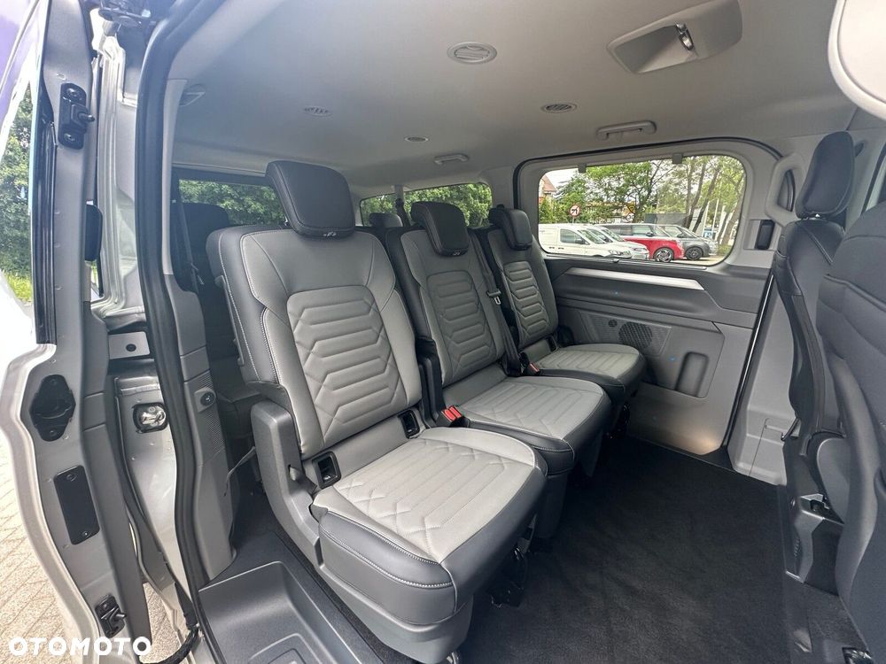 Volkswagen Nowa Caravelle Caravelle Style silnik: 2,0 l TDI 170 KM / skrzynia biegów: 8-biegowa automatyczna rozstaw osi: 3500 mm - 25