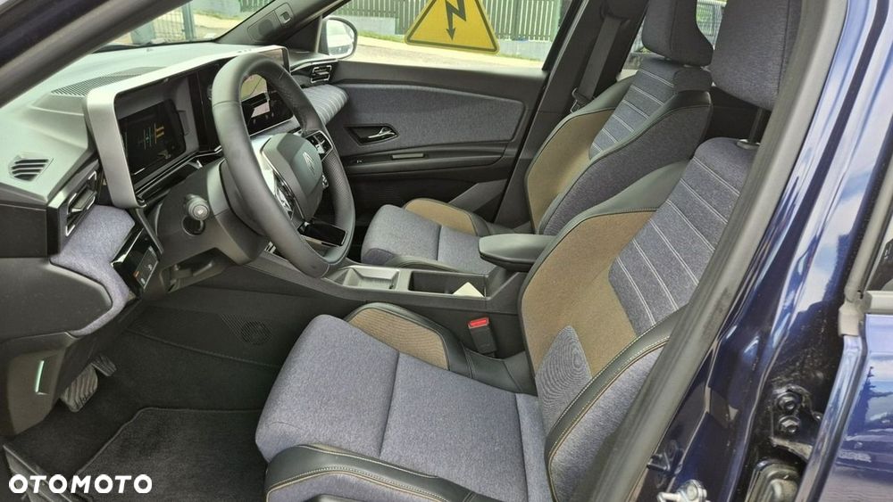 Renault 5 52kWh Comfort Range Techno - 9