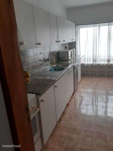 Apartamento T3 quartos + sala 2 WC Rental Aluguer Renda Acessivel - Grande imagem: 5/12