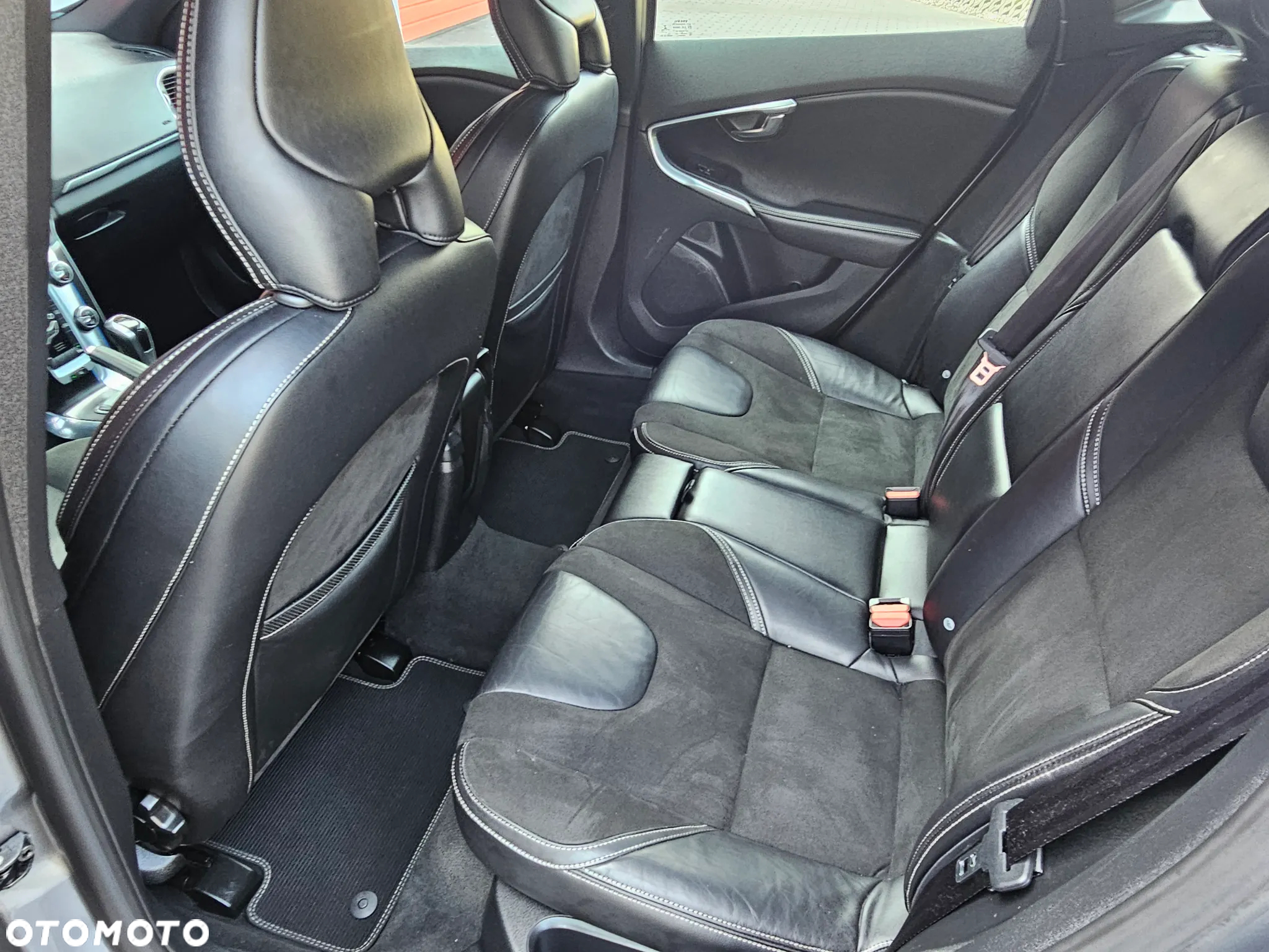 Volvo V40 D2 RDesign - 10