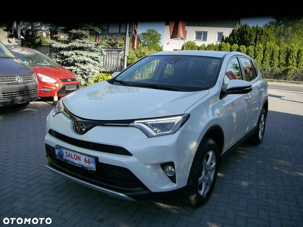 Toyota RAV4 2.0 D-4D Premium 4x2 - 4