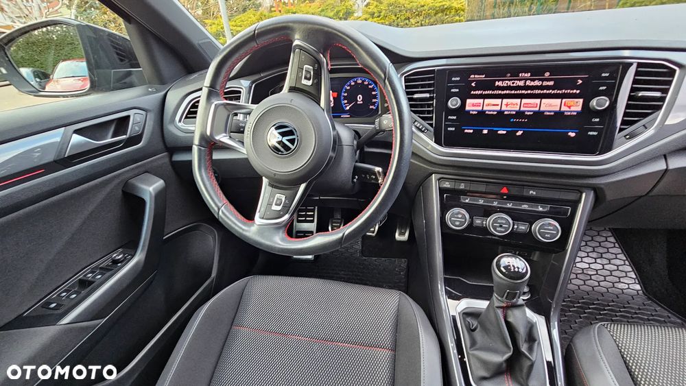 Volkswagen T-Roc 1.5 TSI ACT Premium - 24