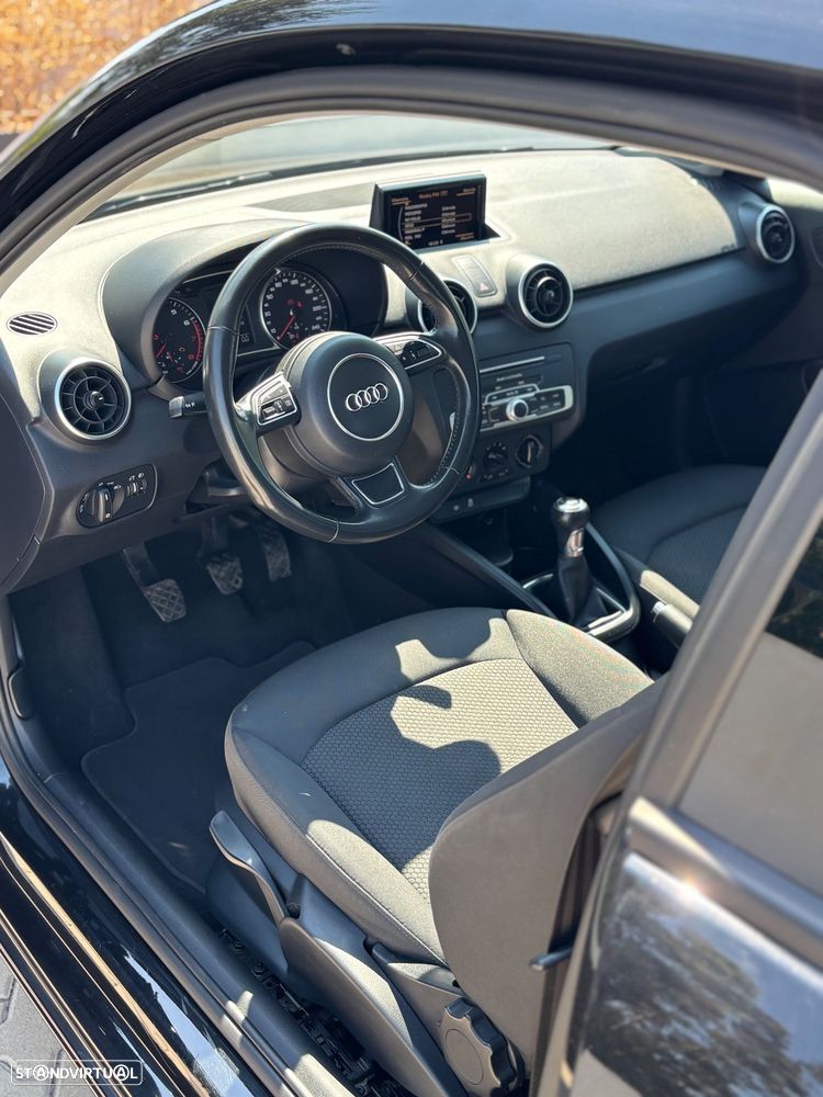 Audi A1 1.0 TFSI Design - 9