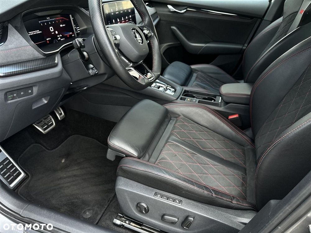 Skoda Octavia 2.0 TDI RS DSG - 12