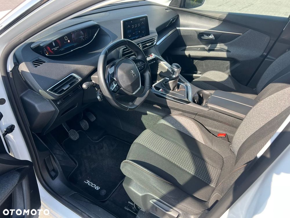 Peugeot 3008 - 9