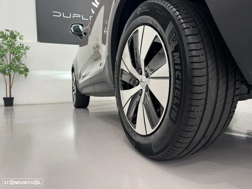 Volvo XC 40 B4 B DKG Momentum Pro - 10