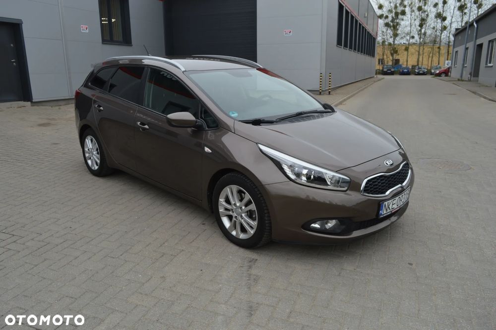 Kia Ceed 1.6 GDI Edition 7 - 12