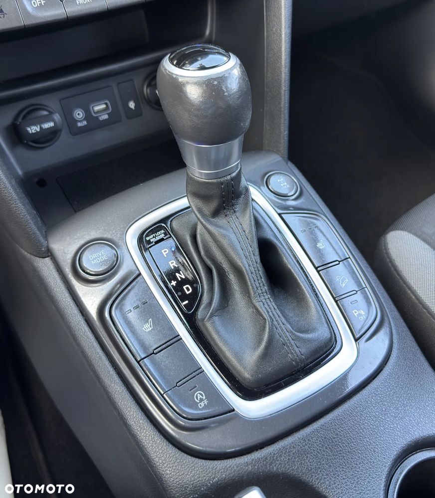 Hyundai Kona 1.6 T-GDI DCT 4WD Premium - 27