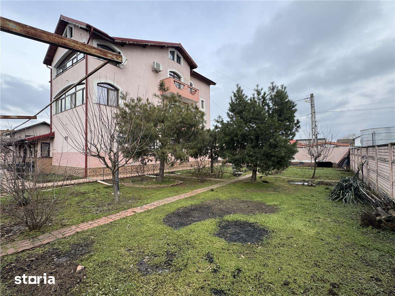 VILA INDIVIDUALA -CIOROGARLA 10 CAMERE | MOBILATA UTILATA | ILFOV | LO - Imagine principală: 3/20