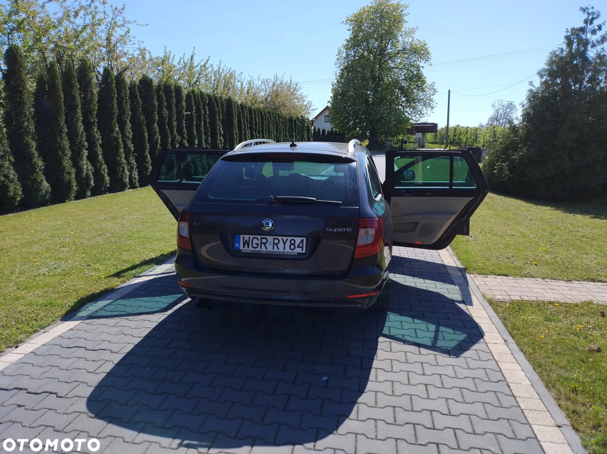 Skoda Superb Combi 2.0 TDI DSG Elegance - 8