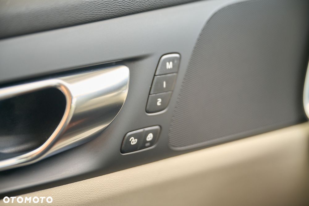 Volvo V60 D4 Geartronic Inscription - 37