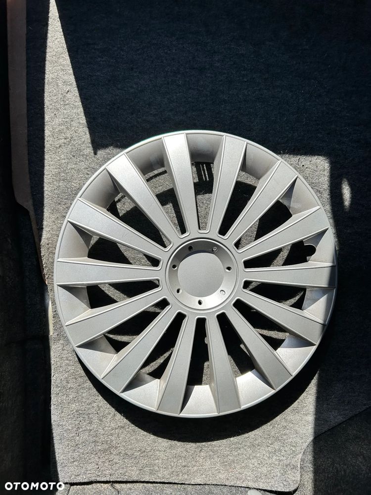 Nissan Almera 1.5 dCi Visia + - 6