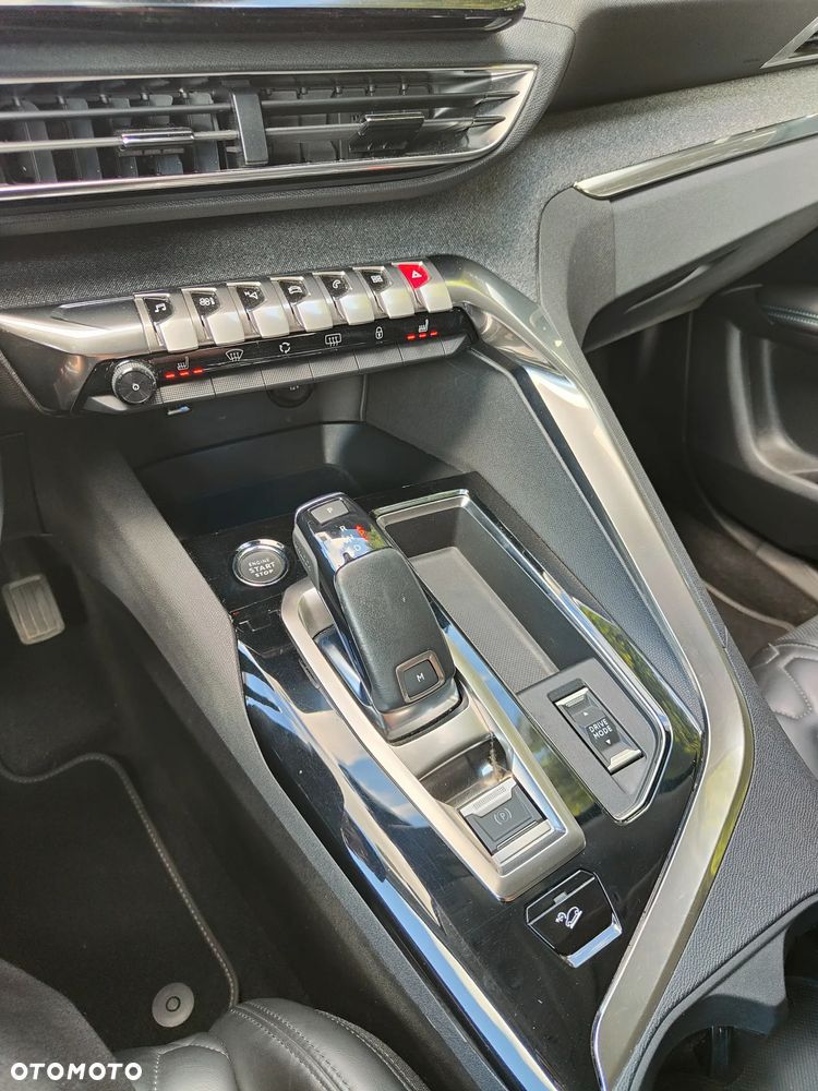 Peugeot 3008 BlueHDi 130 Stop & Start EAT8 Allure Pack - 25