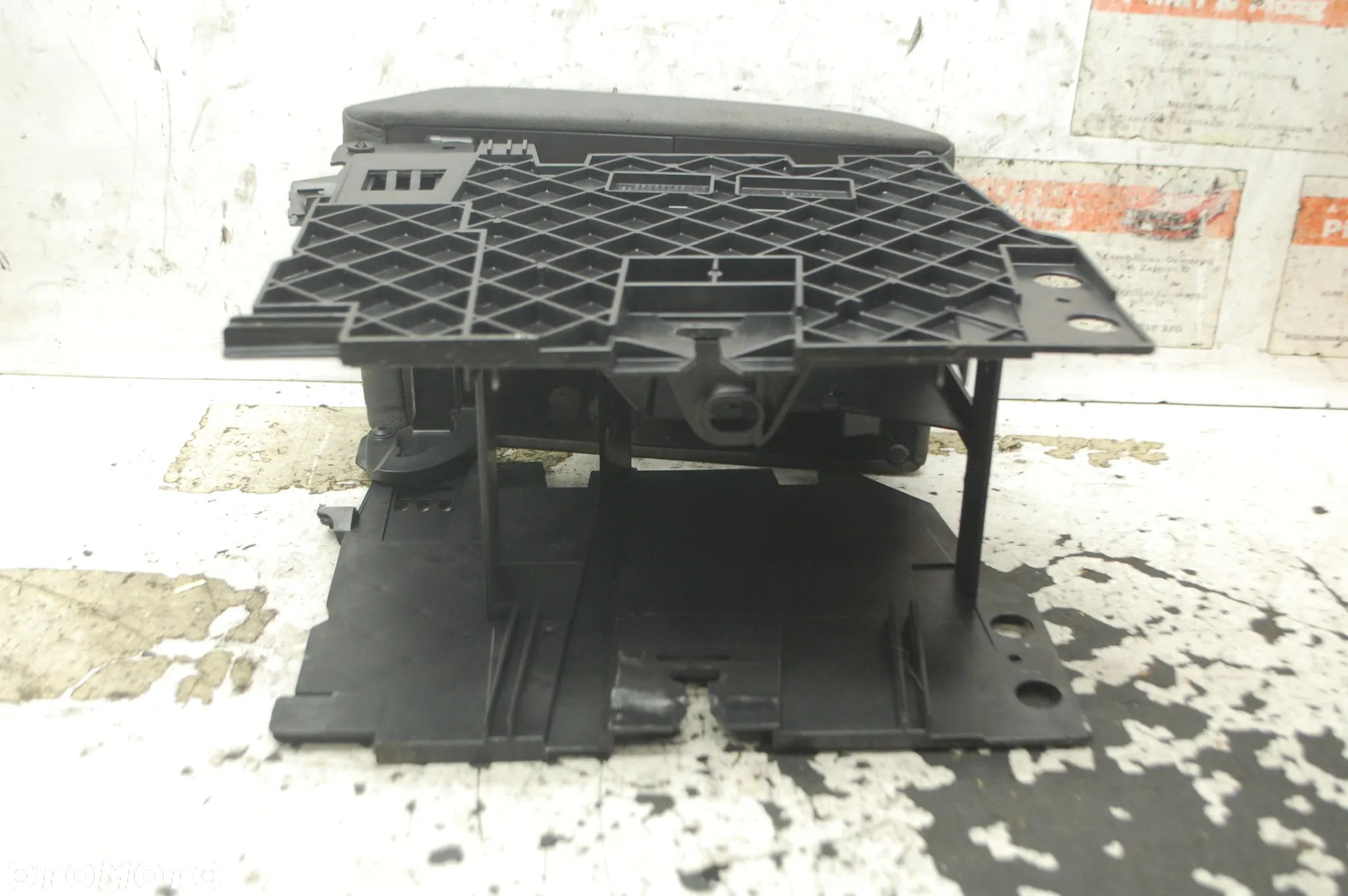 PODŁOKIETNIK 1T0857669G VW TOURAN I CADDY 1T0857669 - 6