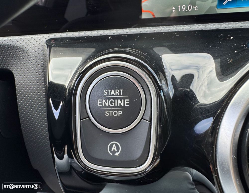 Mercedes-Benz A 180 d Progressive Aut. - 11