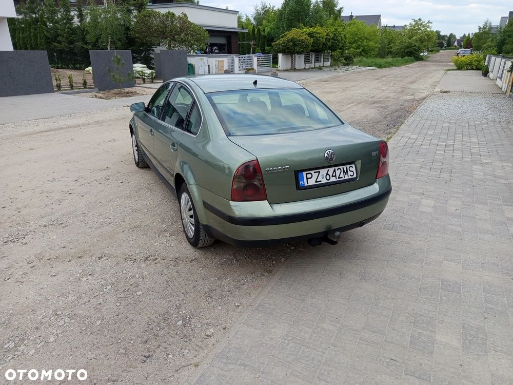 Volkswagen Passat - 2