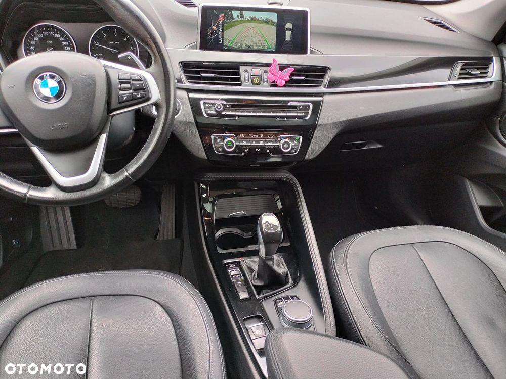 BMW X1 sDrive18d Advantage sport - 11