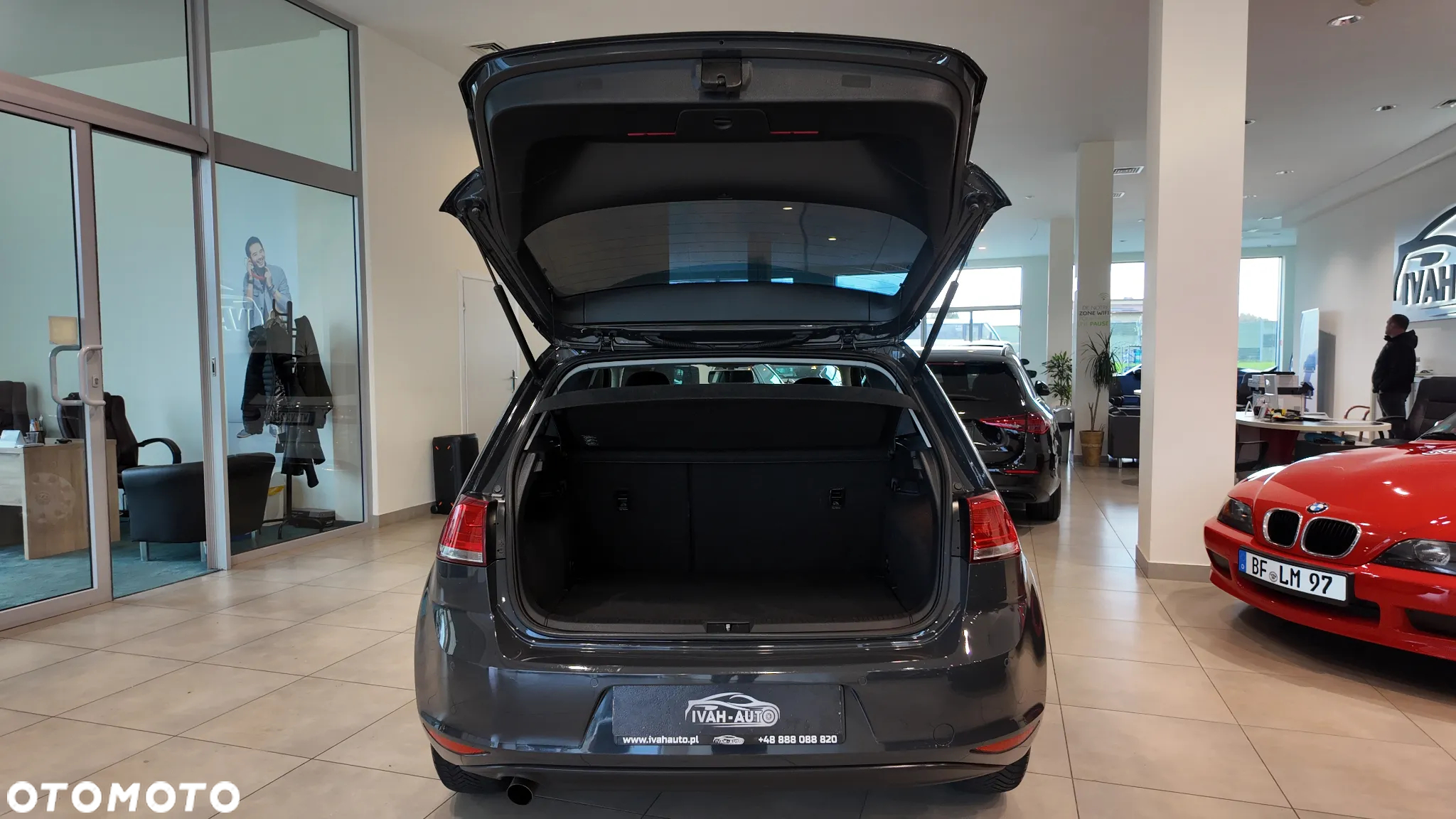 Volkswagen Golf 1.6 TDI BlueMotion Technology Cup - 39