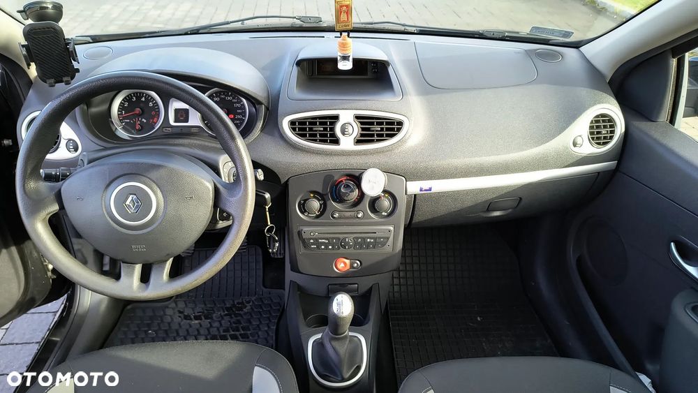 Renault Clio 1.2 16V Alize - 6