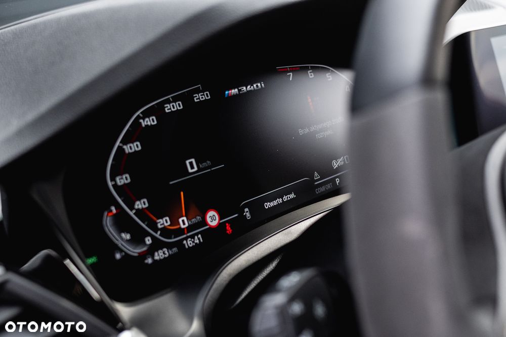 BMW Seria 3 M340i xDrive sport - 24