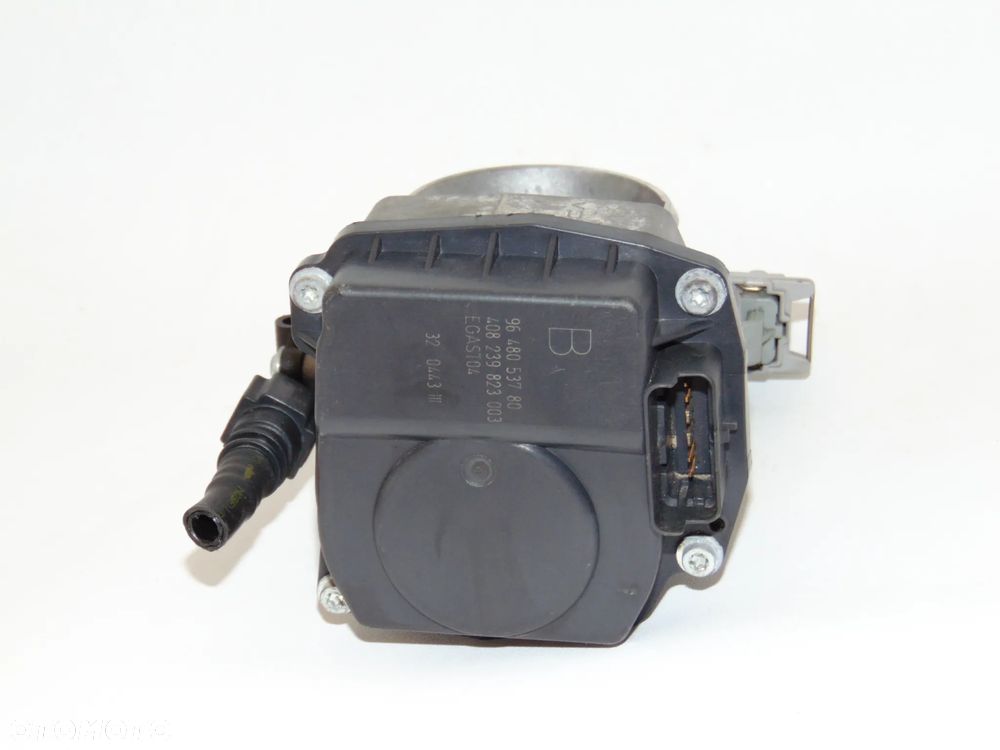 Przepustnica 9648053780 Citroen C4 C5 C8 Peugeot 307 407 607 807 1.8 2.0 - 5