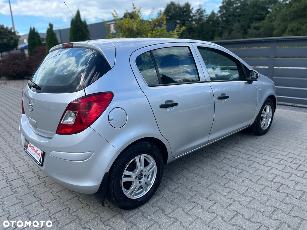 Opel Corsa 1.2 16V Enjoy - 9
