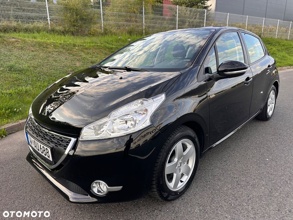 Peugeot 208 82 VTI Allure - 11