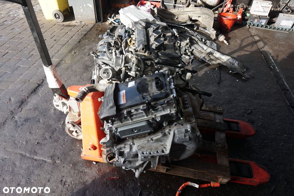 SILNIK KOMPLETNY YARIS CROSS 1.5 12V HYBRID 116KM M15A-FXE M15AFXE 19000-F3020 TOYOTA 2020- - 2