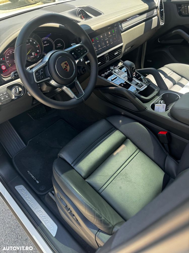 Porsche Cayenne Tiptronic S Platinum Edition - 10