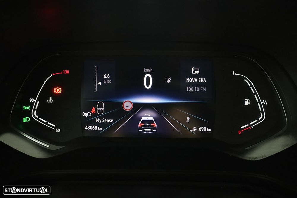 Renault Captur 1.0 TCe Techno - 15
