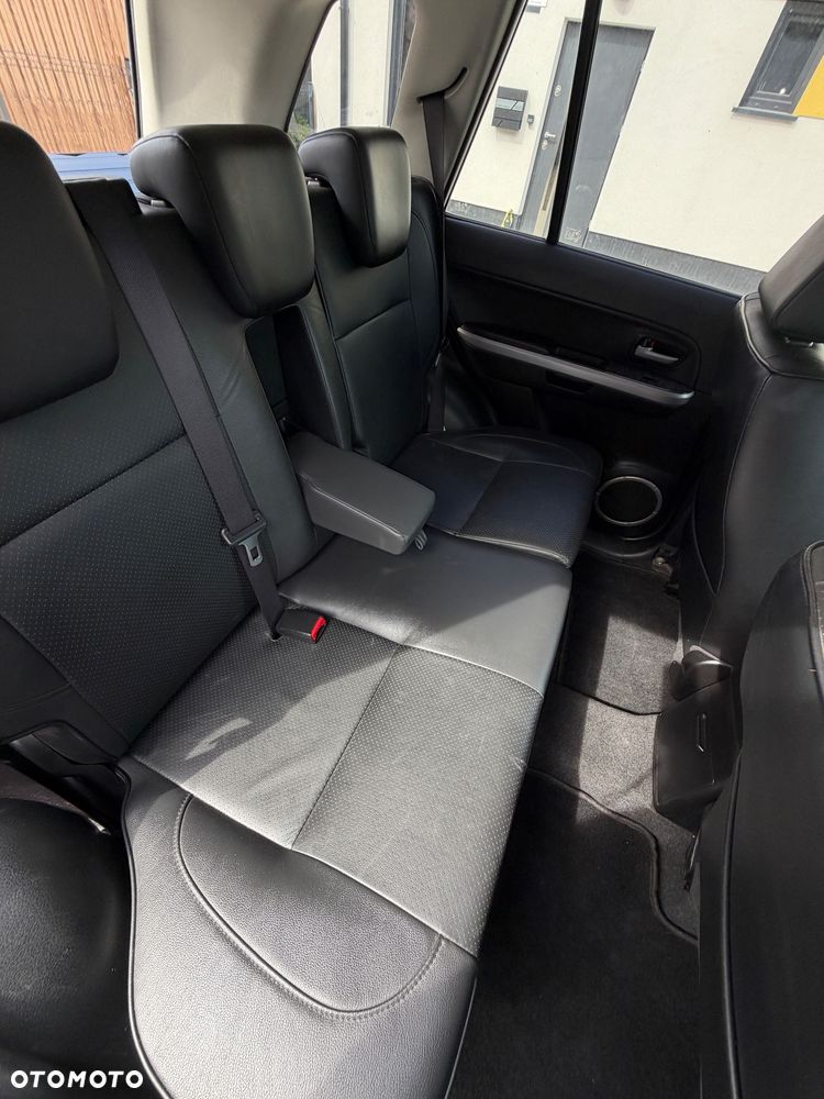 Suzuki Grand Vitara 2.4 Premium - 24