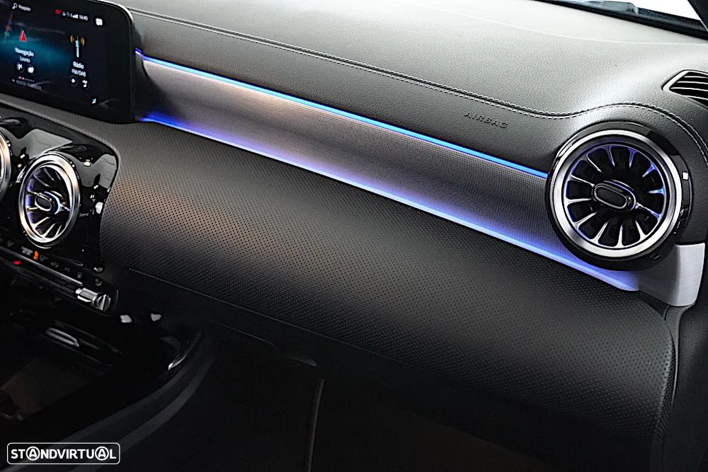 Mercedes-Benz CLA 250 e AMG Line - 15