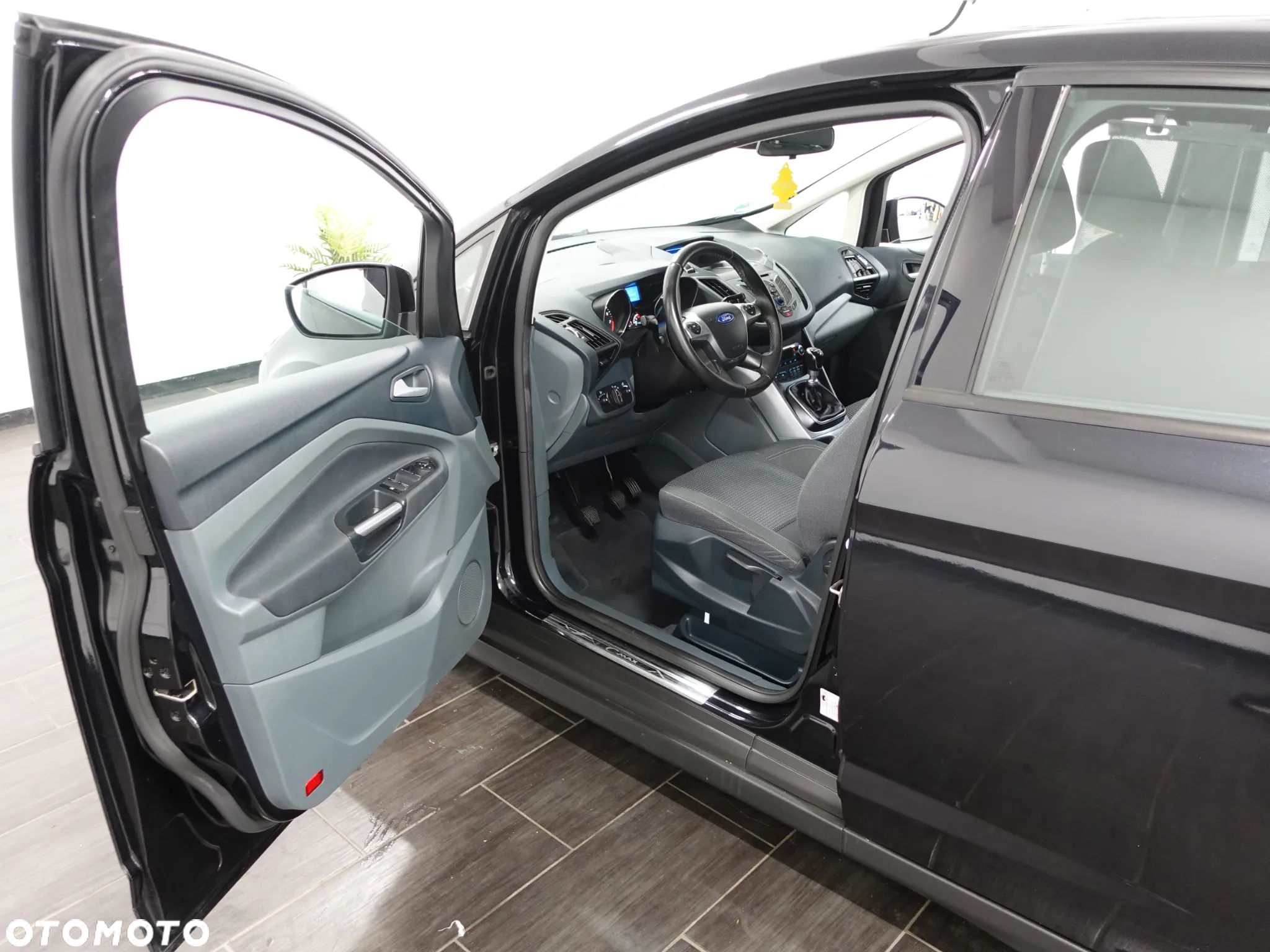 Ford C-MAX - 19
