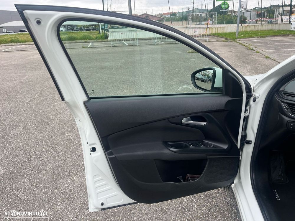 Fiat Tipo Station Wagon 1.3 M-Jet Lounge - 19