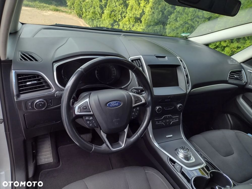 Ford S-Max 2.0 EcoBlue Titanium - 17