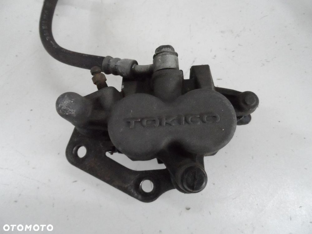 SUZUKI DL 650  zacisk hamulcowy przód P,L - 4