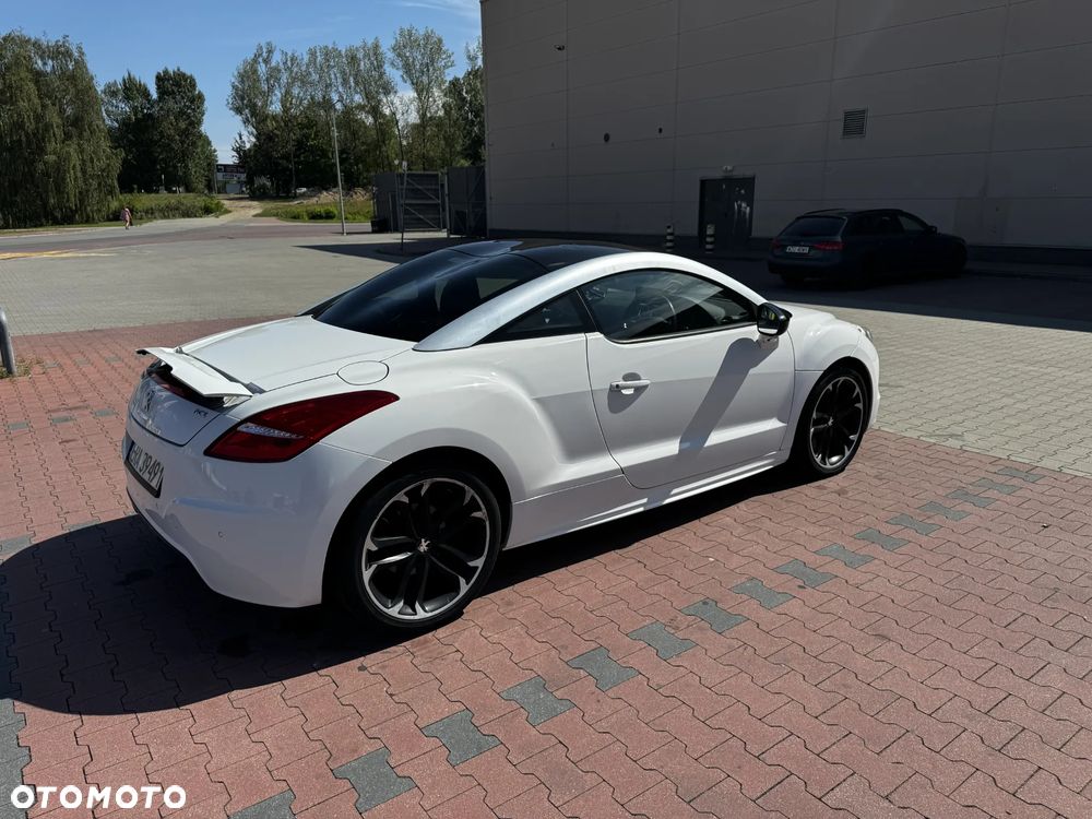 Peugeot RCZ - 8