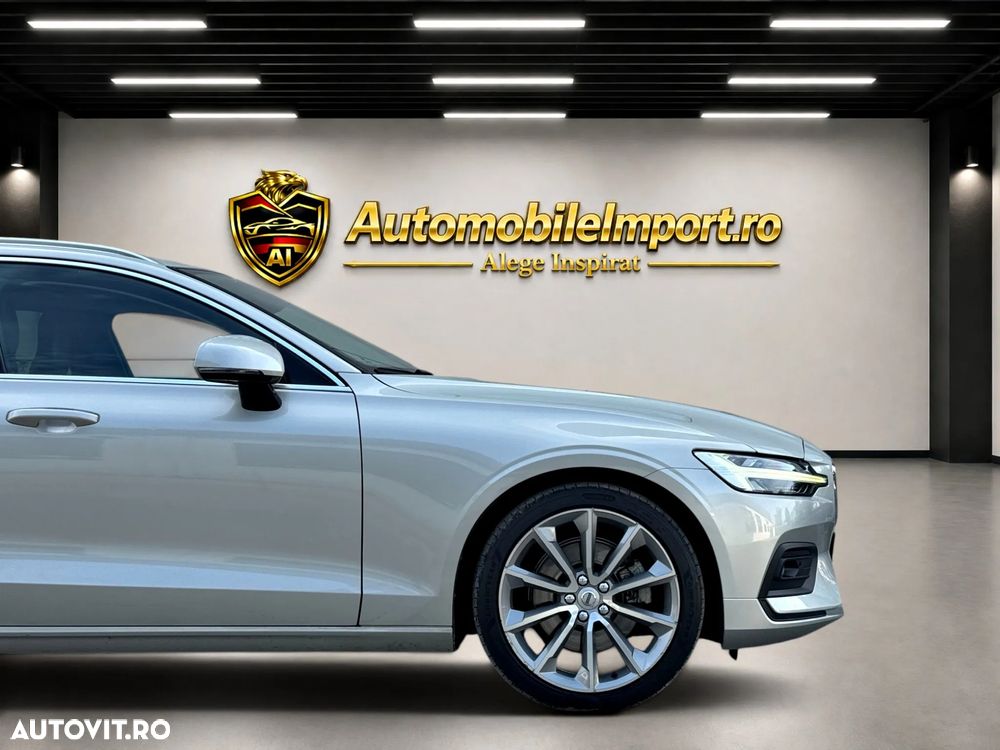 Volvo V60 D4 Momentum Pro - 25