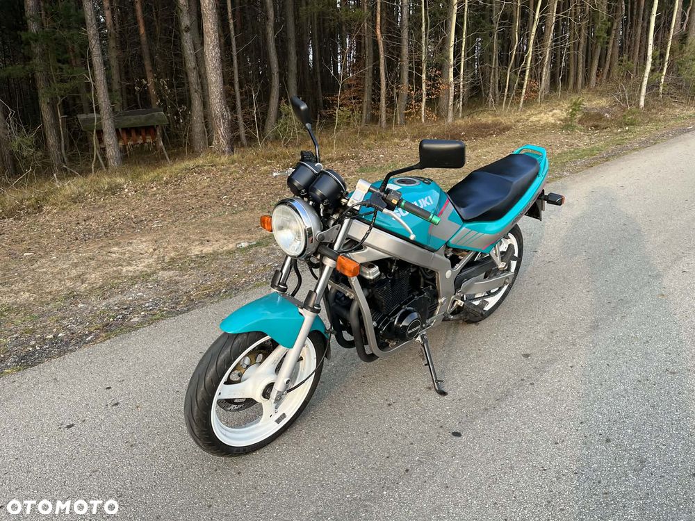 Suzuki GS - 4