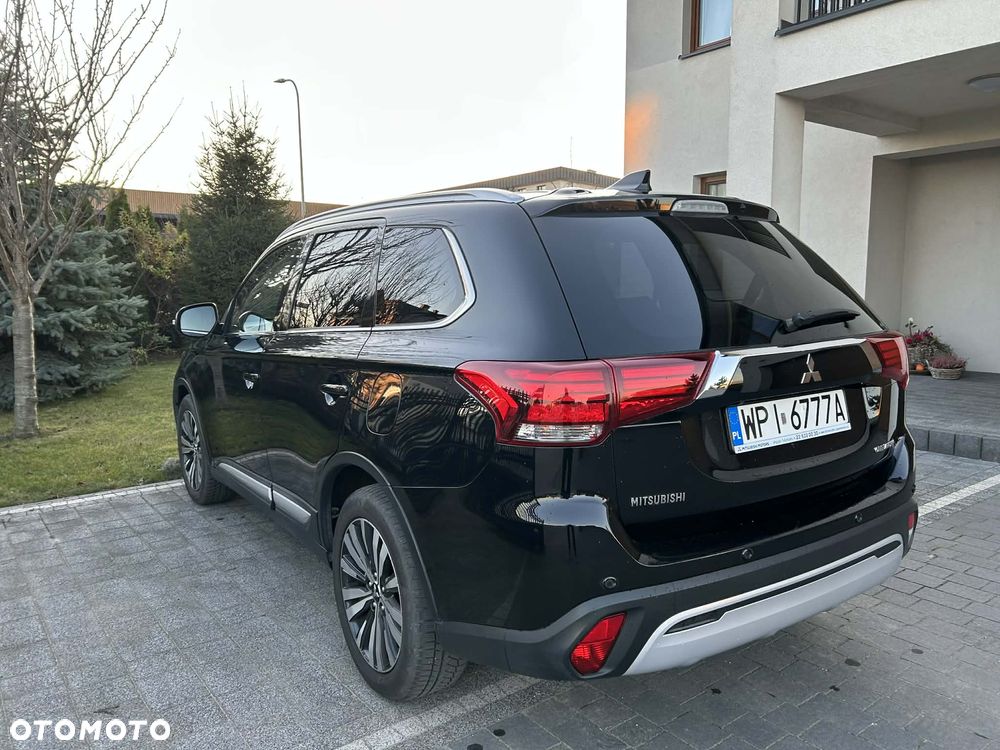 Mitsubishi Outlander 2.0 Intense + 4WD CVT - 2
