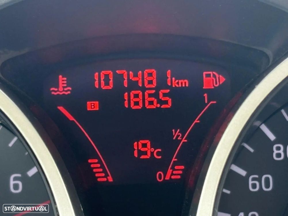 Nissan Juke 1.6 N-Tec - 8